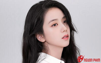 Một diễn viên đình đám châu Á công khai tình cảm với Jisoo BLACKPINK