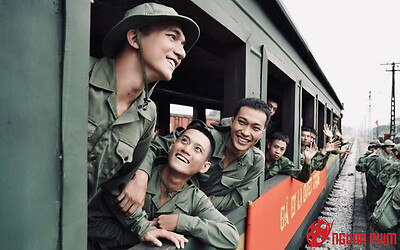 Mưa Đỏ gây xúc động với buổi chiếu đặc biệt