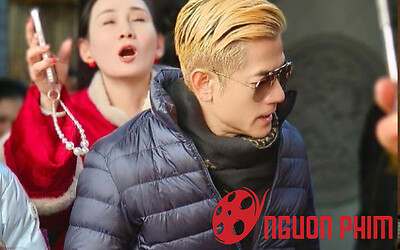 Nam diễn viên nổi tiếng về quê vợ nhưng vội vã rời đi ngay trong đêm vì bị quay lén