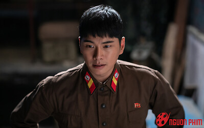 Nam thần Bỗng Dưng Trúng Số tái xuất trong phim hài Đầu Gấu Đụng Đầu Đất