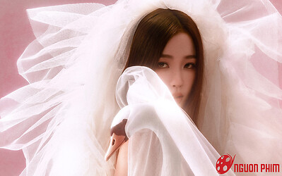 Ngu Thư Hân lộ ảnh cưới, danh tính chú rể khiến dân tình bất ngờ