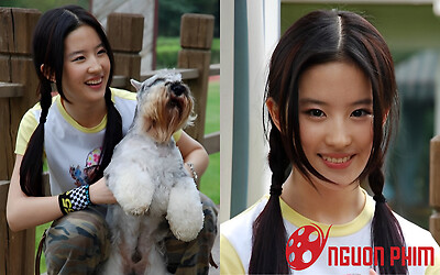 Nhan sắc 'sáng như trăng rằm' của Lưu Diệc Phi năm 19 tuổi