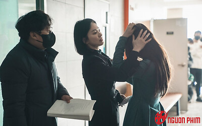 Nhân vật bí ẩn xuất hiện trong mục tiêu trả thù của Song Hye Kyo, trùm cuối sắp xuất hiện?