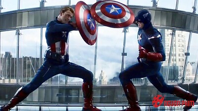 Những cuộc chạm mặt giữa nhân vật và chính mình trong quá khứ tạo bước ngoặt cho Avengers: Endgame