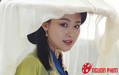 Nữ diễn viên đổi tên vì Triệu Vy, bị đạo diễn tát mới biết bạn trai phản bội