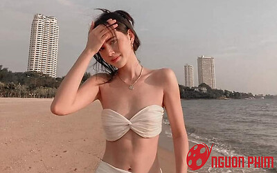 Nữ diễn viên đóng phim 18+ bị chê cười