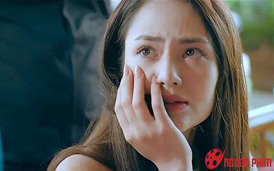 Nữ phụ gợi cảm của Độc đạo nhận chục cái tát liên tiếp khiến khán giả ớn lạnh