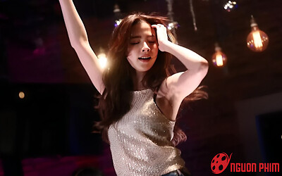 Phim 18+ Thái Lan hot nhất bị khán giả chê cười