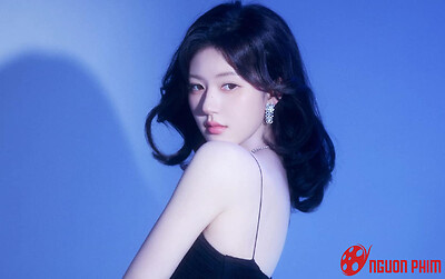 Quên Trần Triết Viễn đi, Triệu Lộ Tư vừa chính thức thông báo tin vui cùng bạn trai sau 1 năm hẹn hò