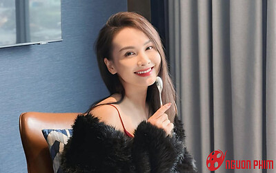 Sắc vóc nóng bỏng của Bảo Thanh ở tuổi 34