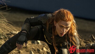 Scarlett Johansson tiết lộ khó khăn khi tham gia đóng Black Widow