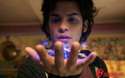 Siêu anh hùng sở hữu bộ giáp tối tân nhất vũ trụ DC - Blue Beetle ra mắt phần phim riêng đầu tiên