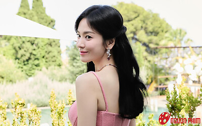 Song Hye Kyo bị réo gọi giữa lúc video Hyun Bin - Son Ye Jin gây sốt