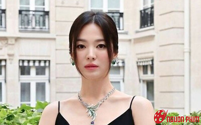 Song Hye Kyo công khai người tình mới, netizen lại trông chờ vào một đám cưới thế kỷ