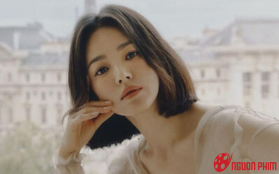 Song Hye Kyo dẫn đầu danh sách ngọc nữ Hàn thập niên 2000 sau khi trở thành thị hậu Baeksang 2023