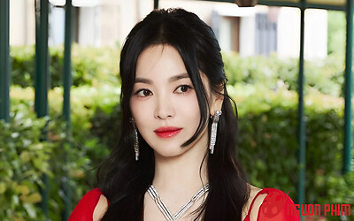 Song Hye Kyo và tình tin đồn kém 11 tuổi chính thức 'về chung một nhà'