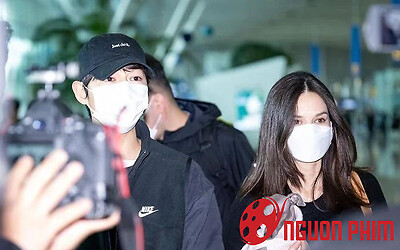 Song Joong Ki có hành động quyết liệt bảo vệ vợ bầu, lộ hành động cưng chiều bà xã ở trời Tây