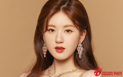 Thành công là thế, Triệu Lộ Tư vẫn bị chèn ép đến mức phải học theo Dương Mịch?