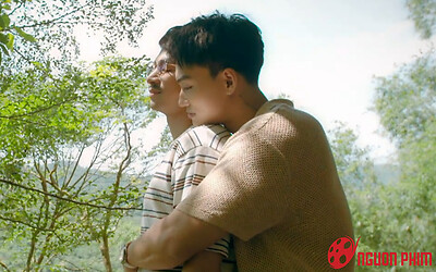 'Tình địch' Duy Hưng công khai bạn trai khiến dân tình sốc nặng