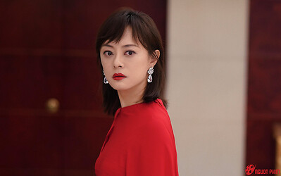 Tôn Lệ bị chê diễn xuất, lép vế trước nữ phụ trong phim mới