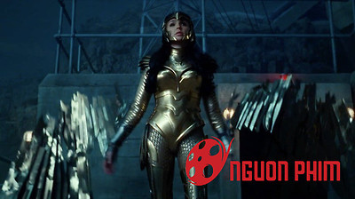 Trailer Wonder Woman 1984 mới toanh: Diana mặc giáp vàng, đu dây sét xử đẹp bọn xấu