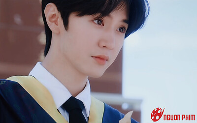 Trần Triết Viễn khiến netizen đổ gục bởi một bộ phận trên cơ thể