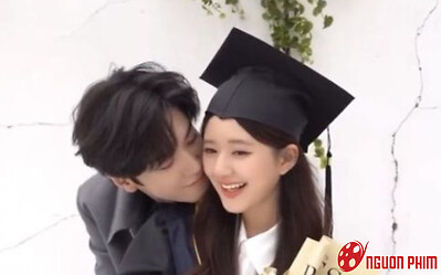 Trần Triết Viễn tình tứ bên người mới, bất ngờ đẹp đôi hơn hồi yêu Triệu Lộ Tư