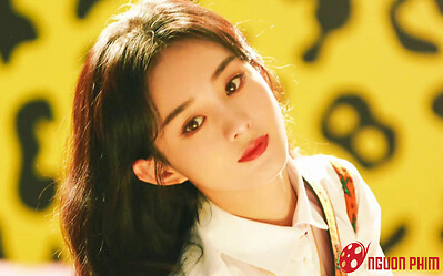 Triệu Lệ Dĩnh gian dối, là nữ hoàng thực sự hay sự ảo tưởng của fan?