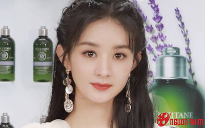 Triệu Lệ Dĩnh khoe mặt mộc đẹp không tỳ vết nhưng lại lộ dấu hiệu bất ổn