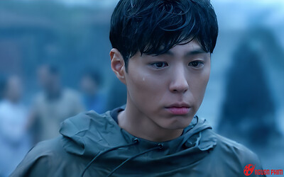 Tuổi thơ đau khổ của nam diễn viên được trả cát-xê 9 tỷ/tập phim