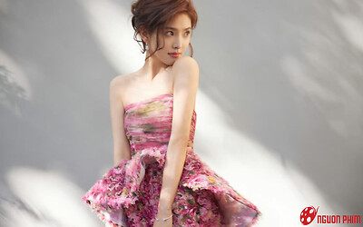 Vẻ quyến rũ khó cưỡng của nữ thần thanh xuân đẹp nhất màn ảnh 2025