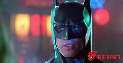 Vì sao siêu sao hành động bỏ vai Người Dơi chỉ sau một phim?