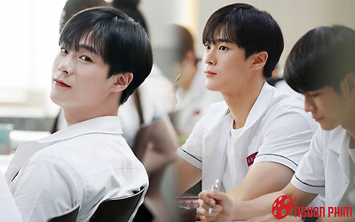 Visual tỏa sáng của Moonbin (ASTRO) ở phim học đường, vai phụ nhưng đẹp chẳng kém nam chính